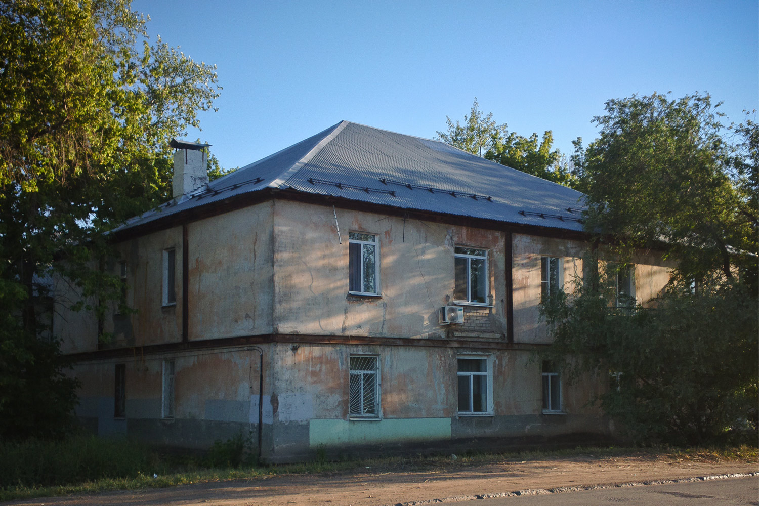 Самара, Гомельская улица, 1 / Уральская улица, 44