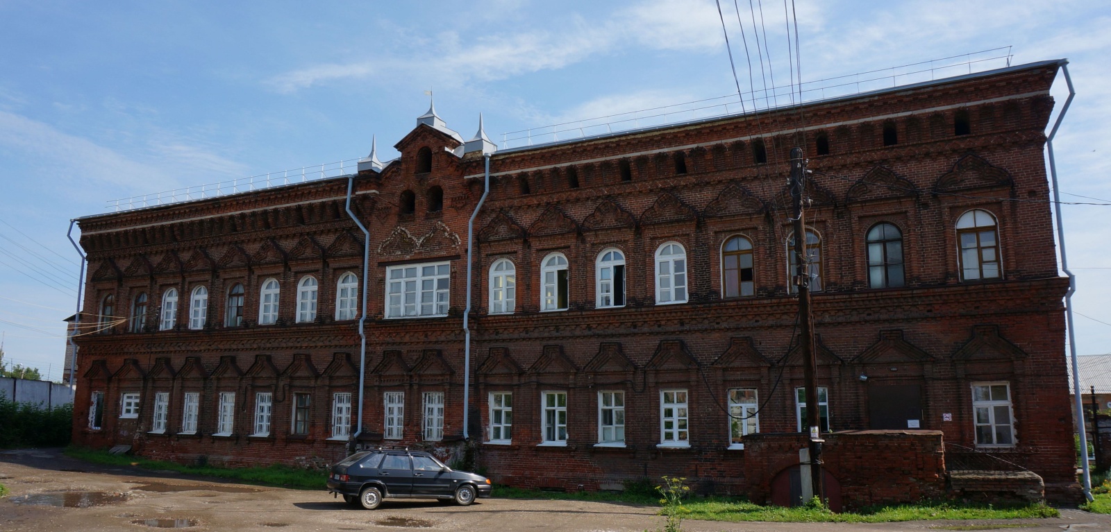 Kungur, Улица Гоголя, 3 корп. 3