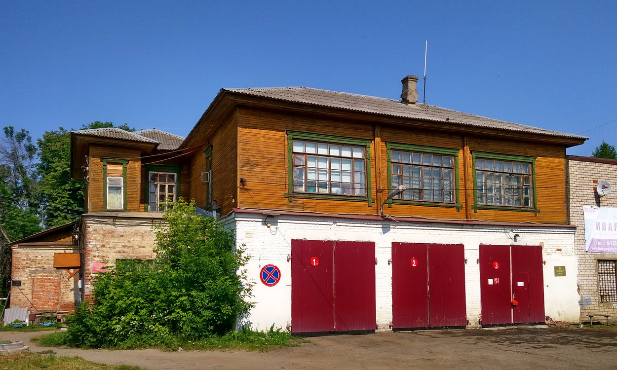 Красные Ткачи, Большая Октябрьская улица, 21