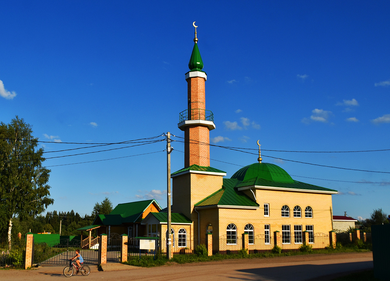 Пермский район, прочие н.п., с. Башкултаево, Октябрьская улица, 32