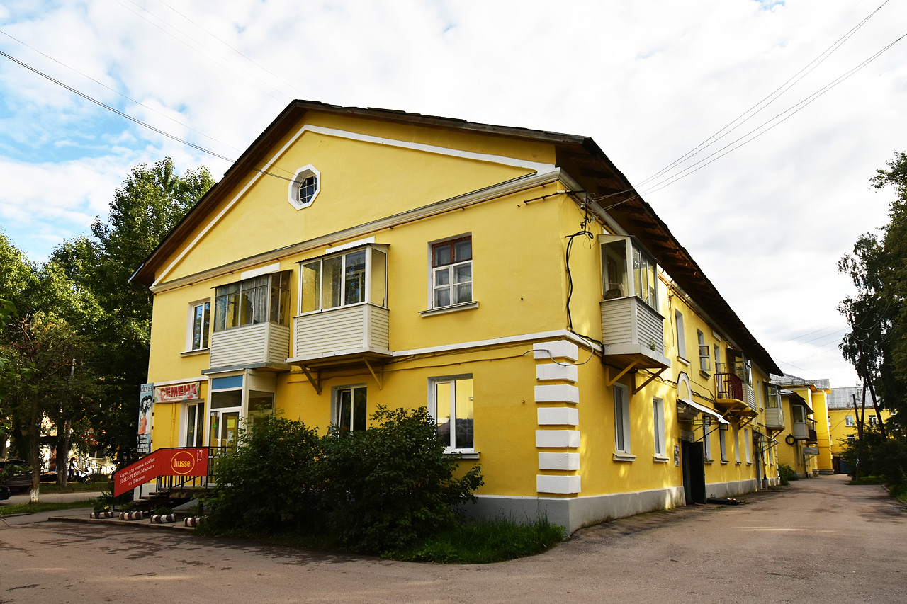 Krasnokamsk, Большевистская улица, 10