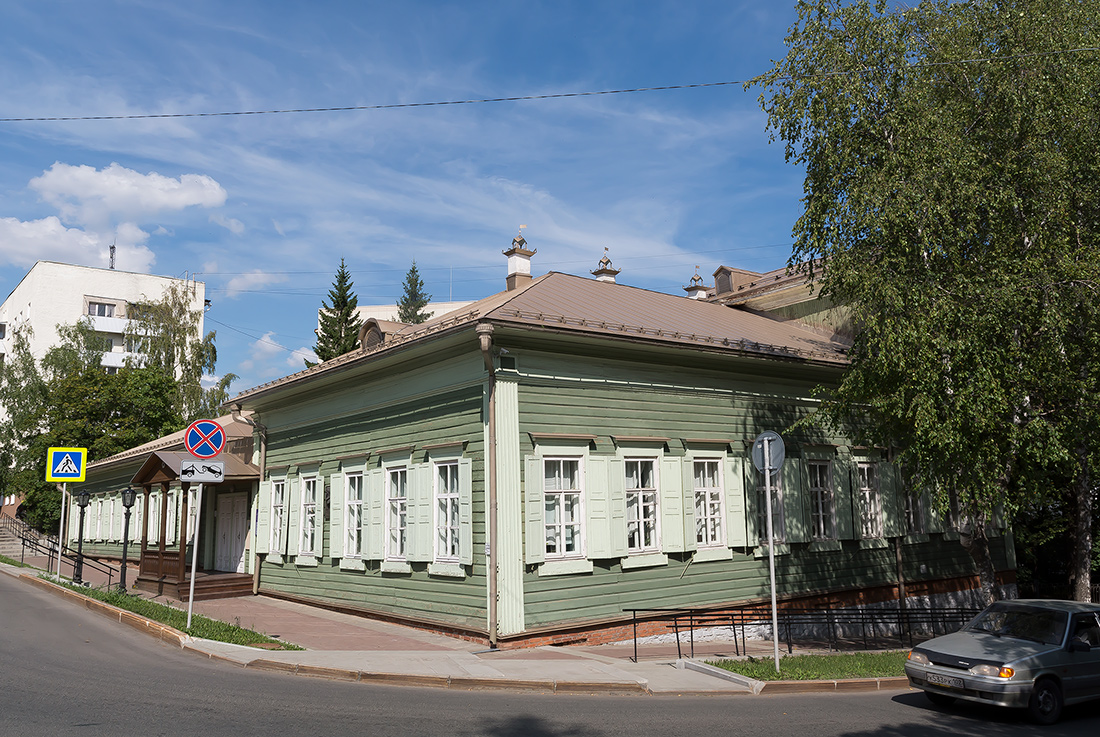 Уфа, Улица Зайнуллы Расулева, 4