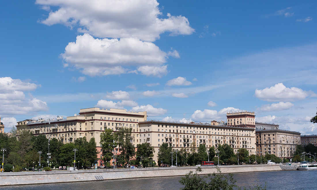 Moscow, Фрунзенская набережная, 48; Фрунзенская набережная, 46