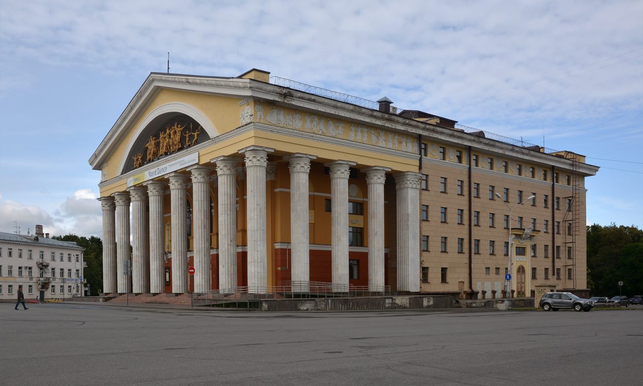 Петрозаводск, Площадь Кирова, 4