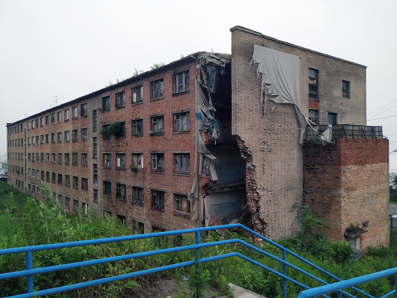 Владивосток, Улица Борисенко, 102а