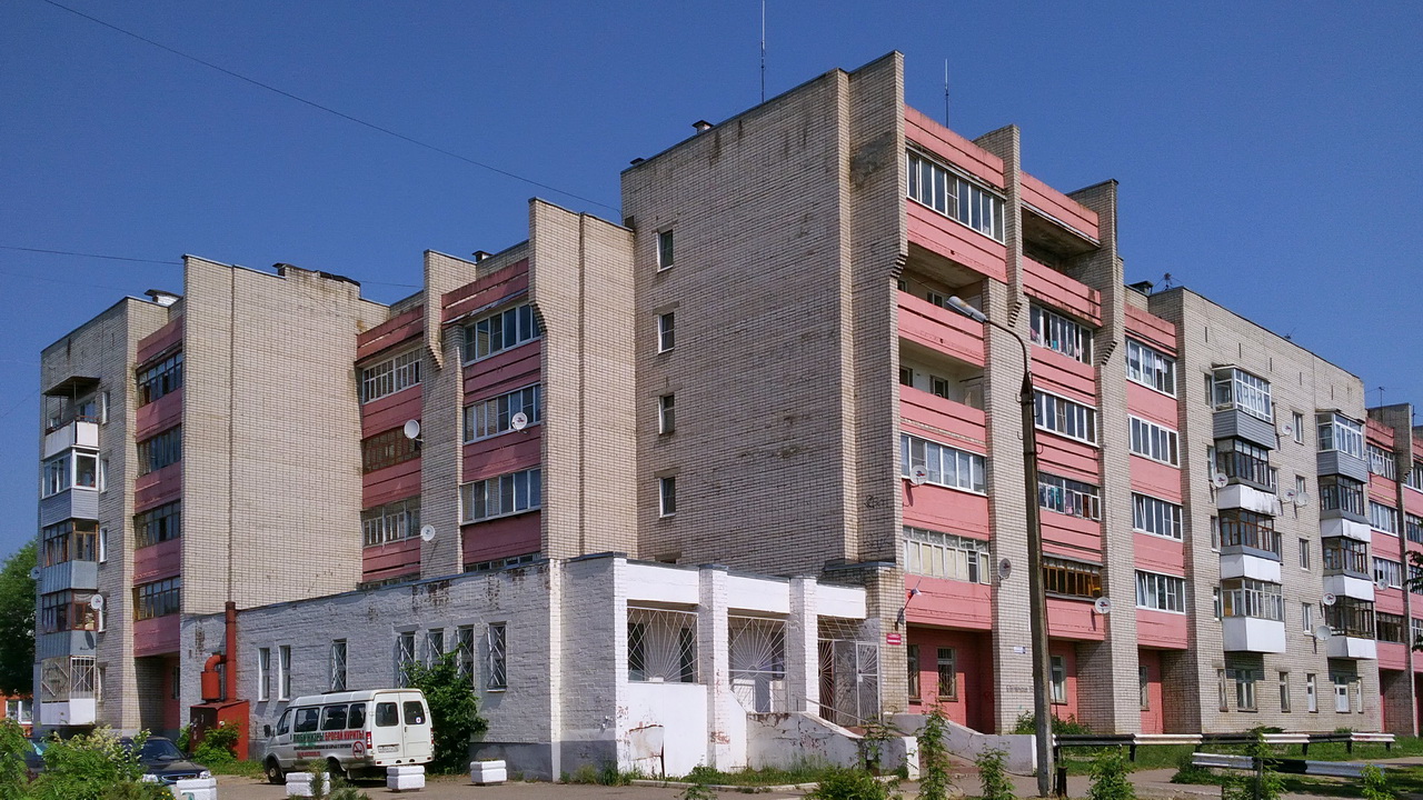 Красные Ткачи, Большая Октябрьская улица, 15