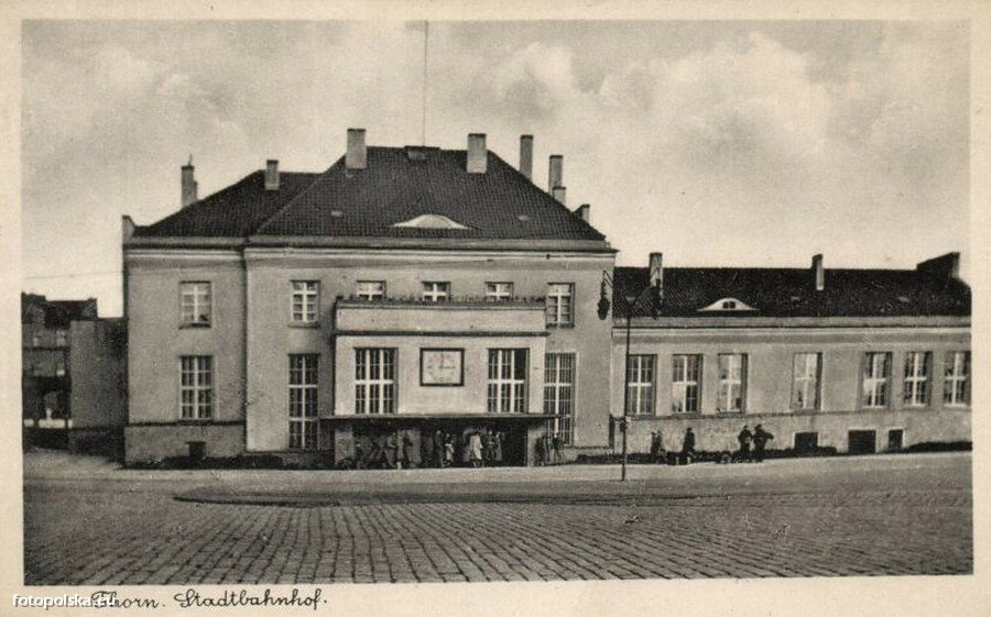 Торунь, Plac 18 Stycznia, 4
