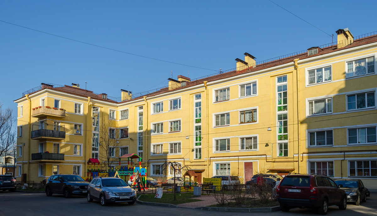 Кронштадт, Якорная площадь, 3 лит. Б