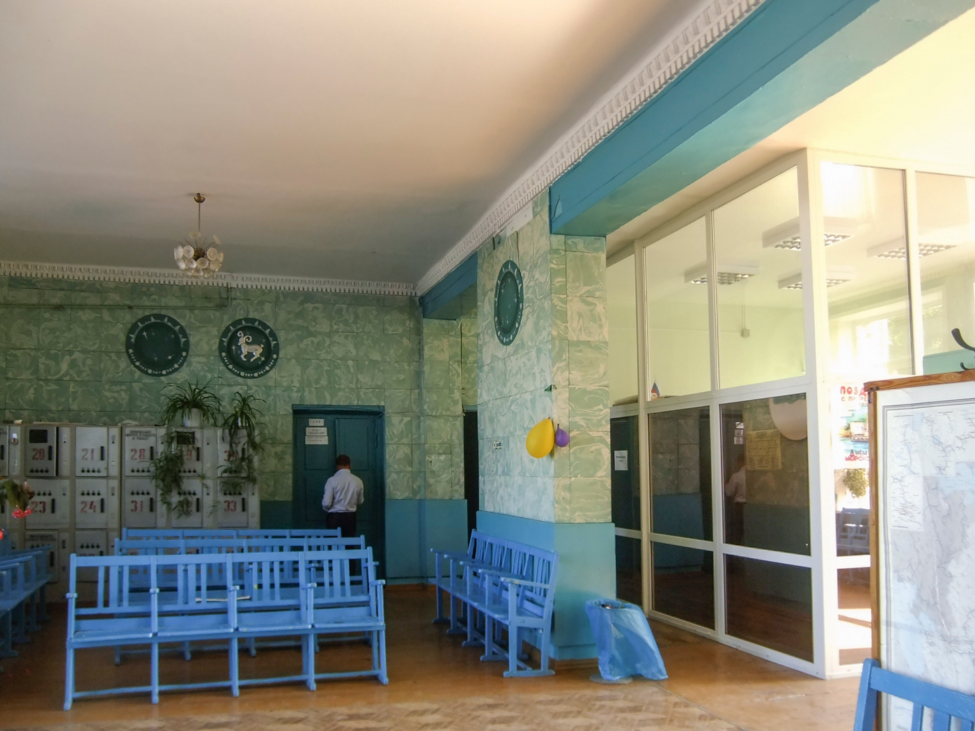 Березники, Улица Папанинцев, 1