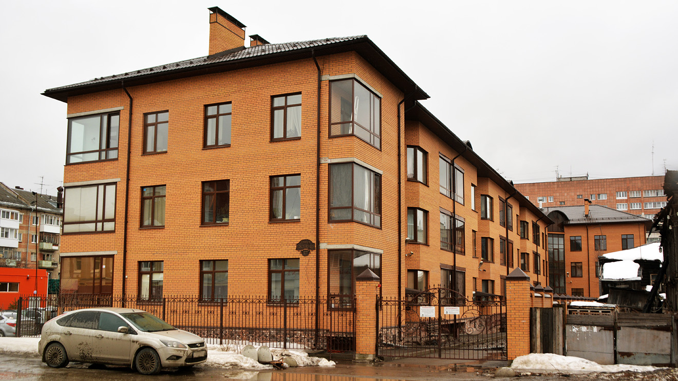 Пермь, Улица Окулова, 37