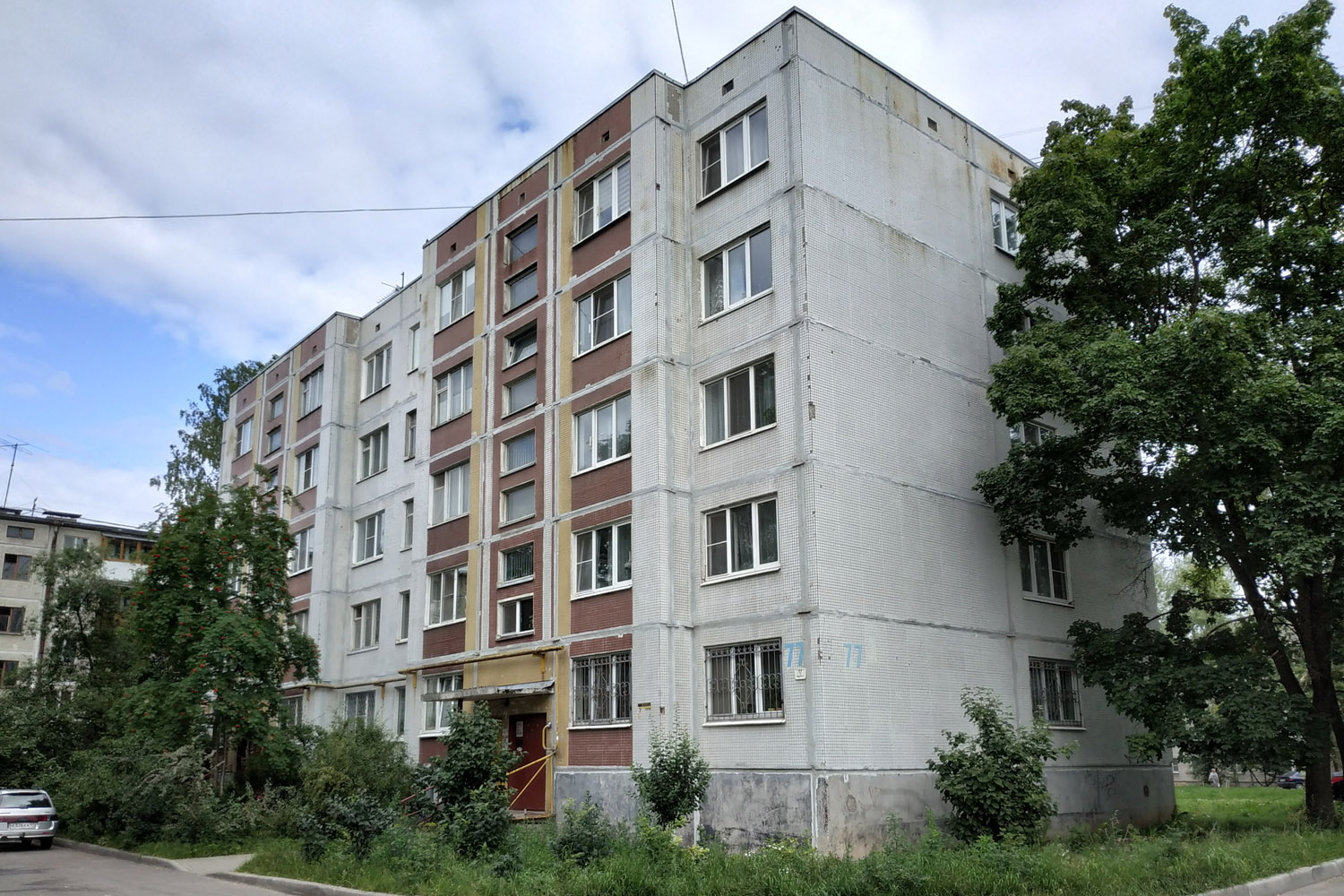 Гатчина, Улица Карла Маркса, 77