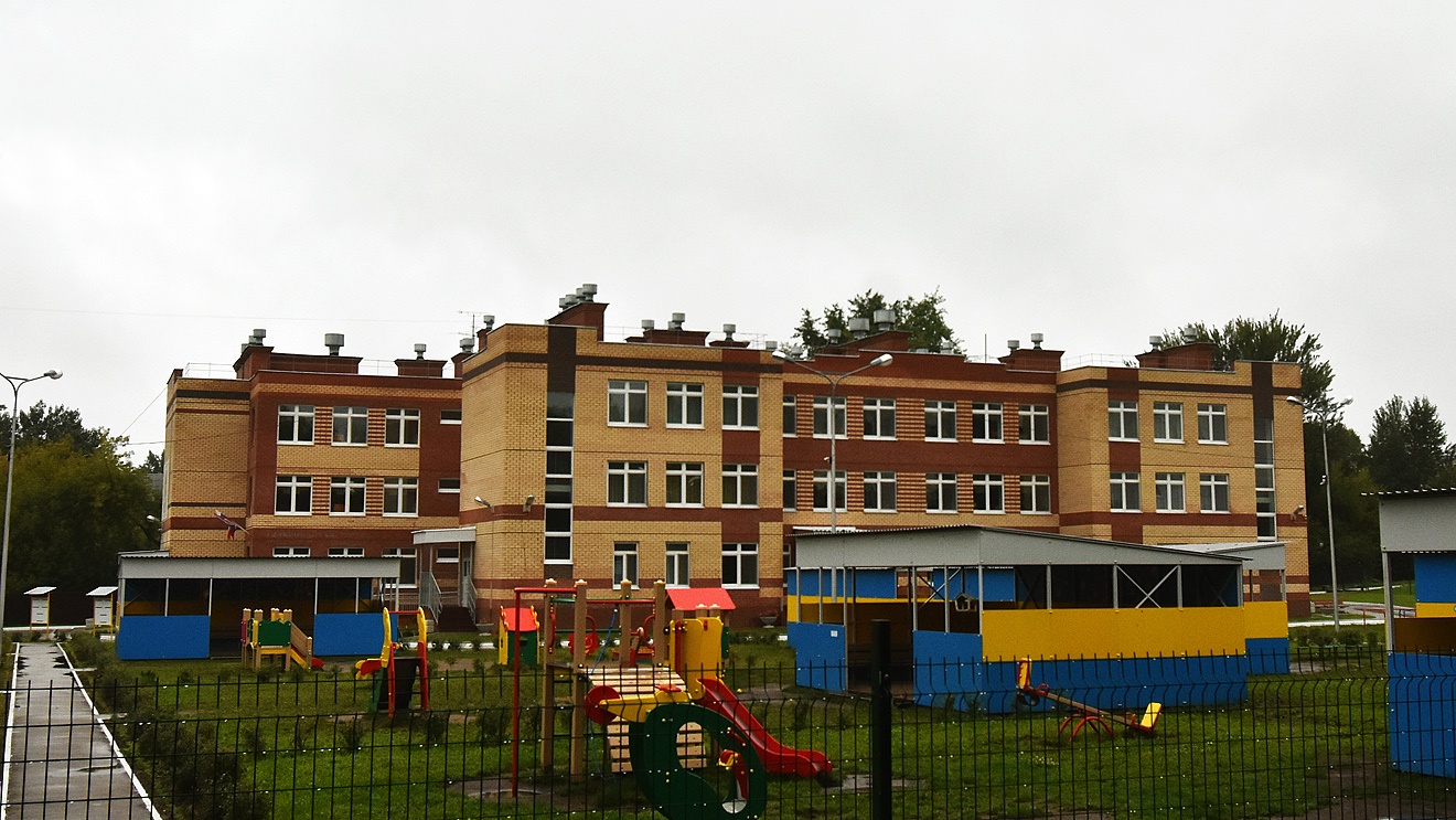 Пермь, Улица Комбайнёров, 30Б