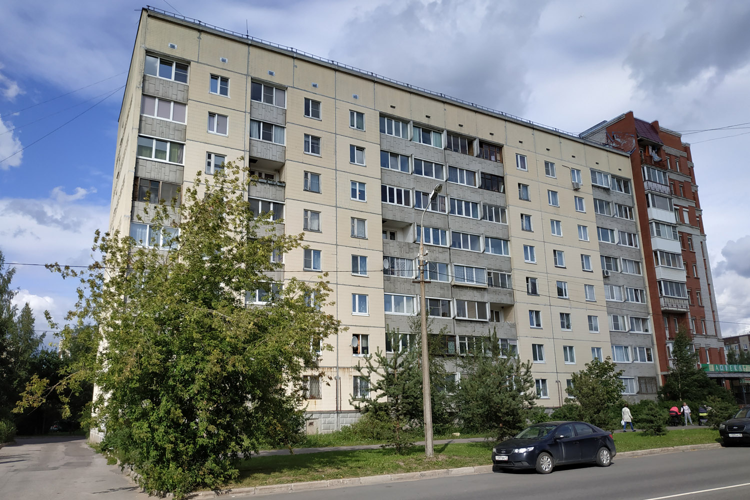 Гатчина, Улица Слепнёва, 17