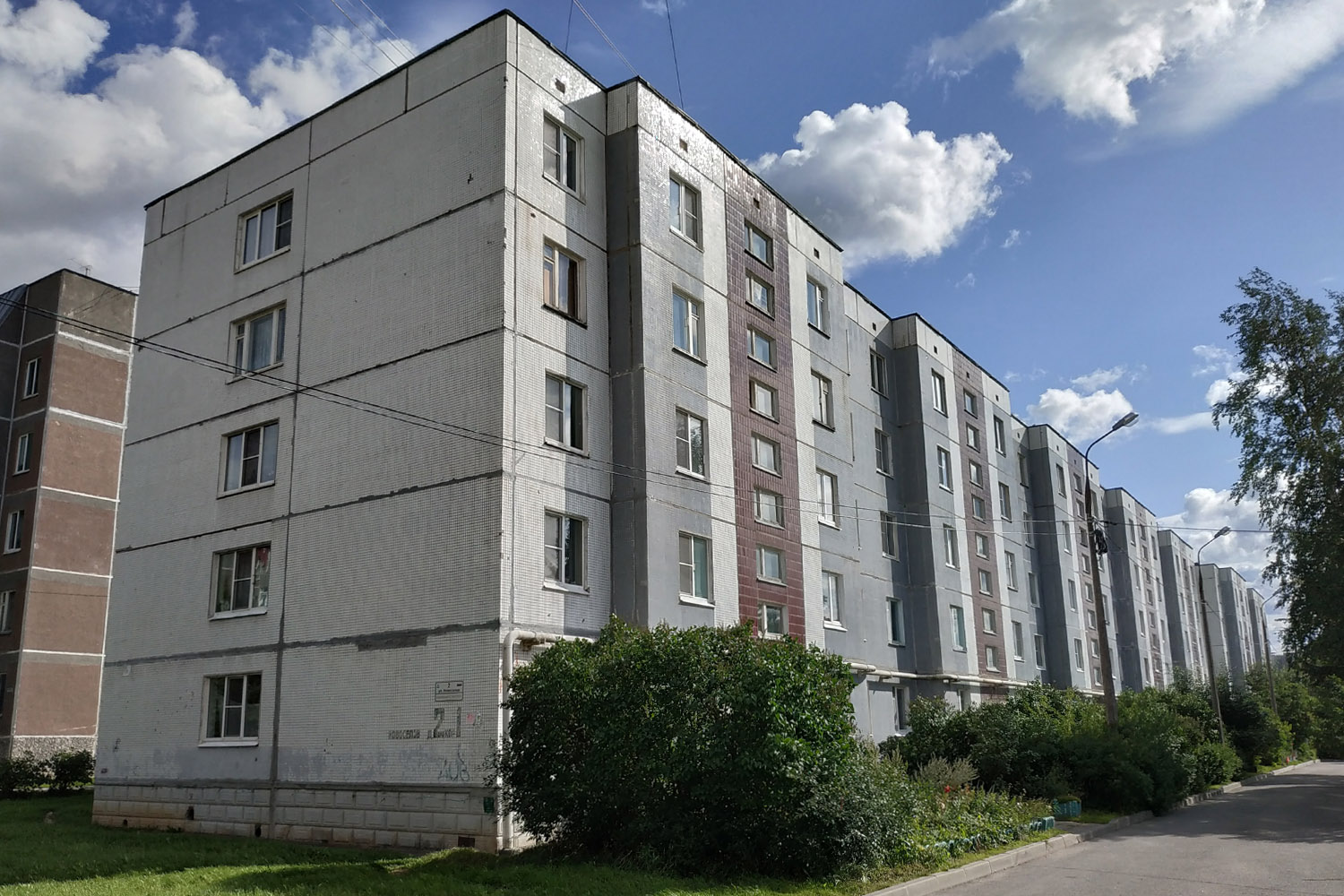 Гатчина, Улица Новосёлов, 2 корп. 1