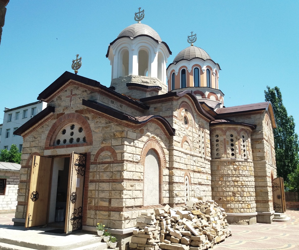 Бердянск, Улица Коммунаров, 23