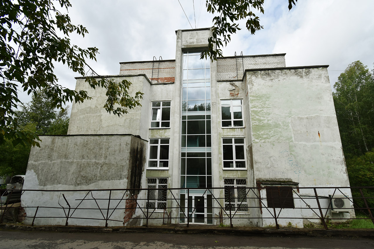 Пермь, Улица Братьев Игнатовых, 2 (гинекологический корпус)