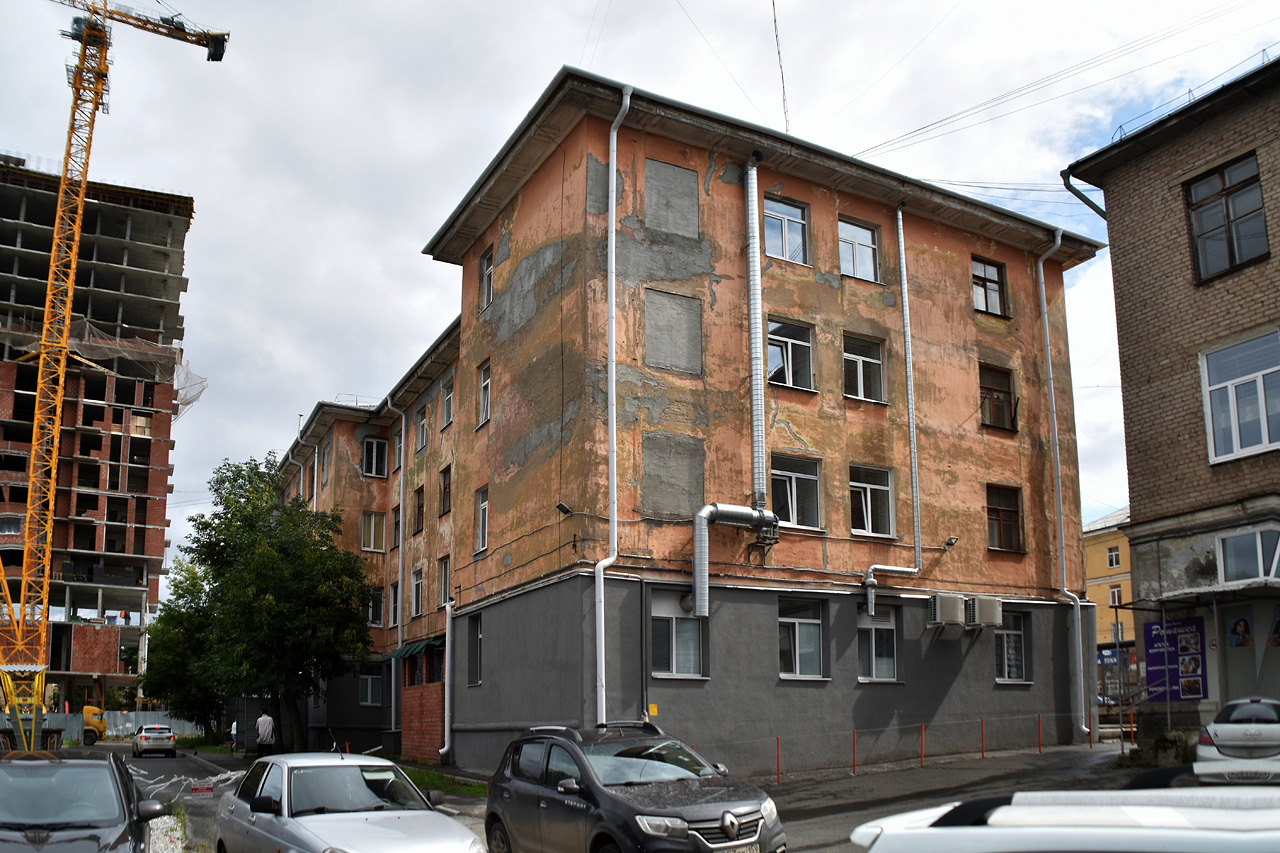Пермь, Улица Мира, 102