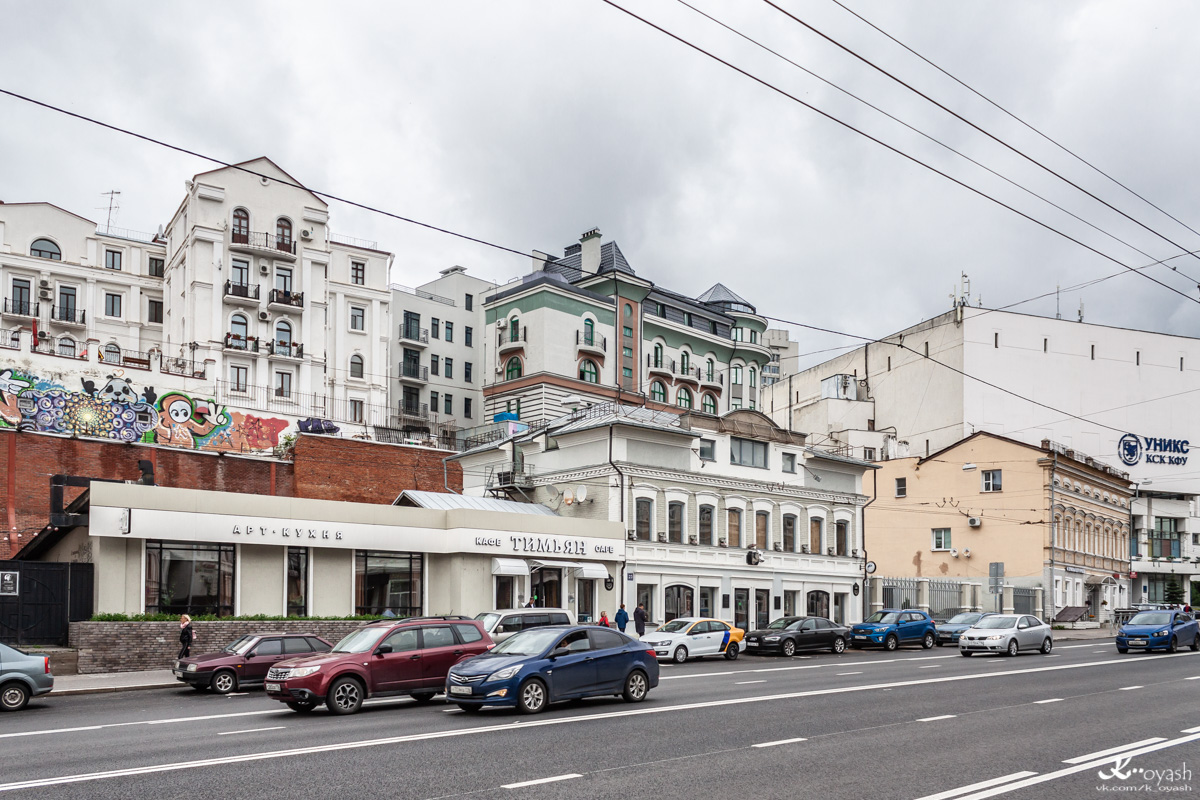 Казань, Улица Пушкина, 23; Улица Пушкина, 23; Улица Пушкина, 25; Университетская улица, 22; Университетская улица, 20
