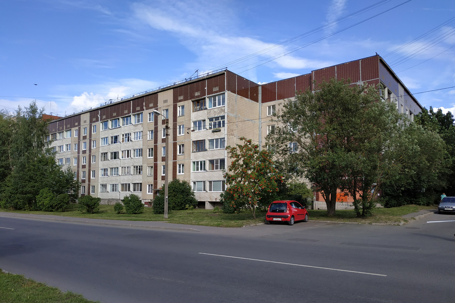 Гатчина, Улица Авиатриссы Зверевой, 4