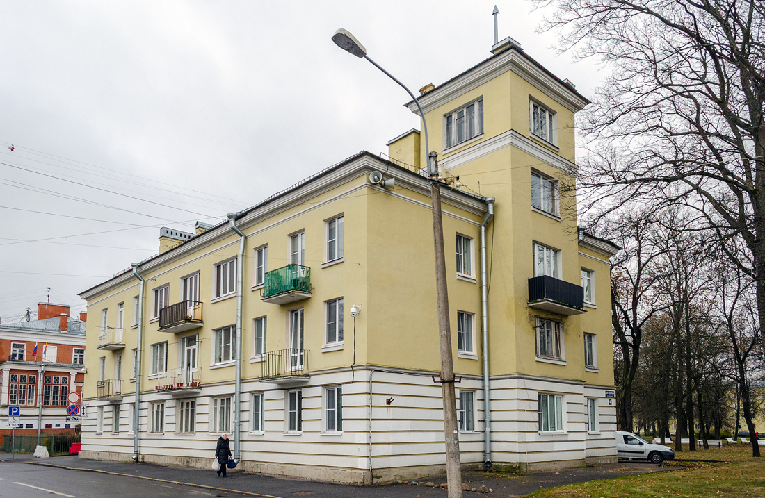 Петергоф, Санкт-Петербургский проспект, 48