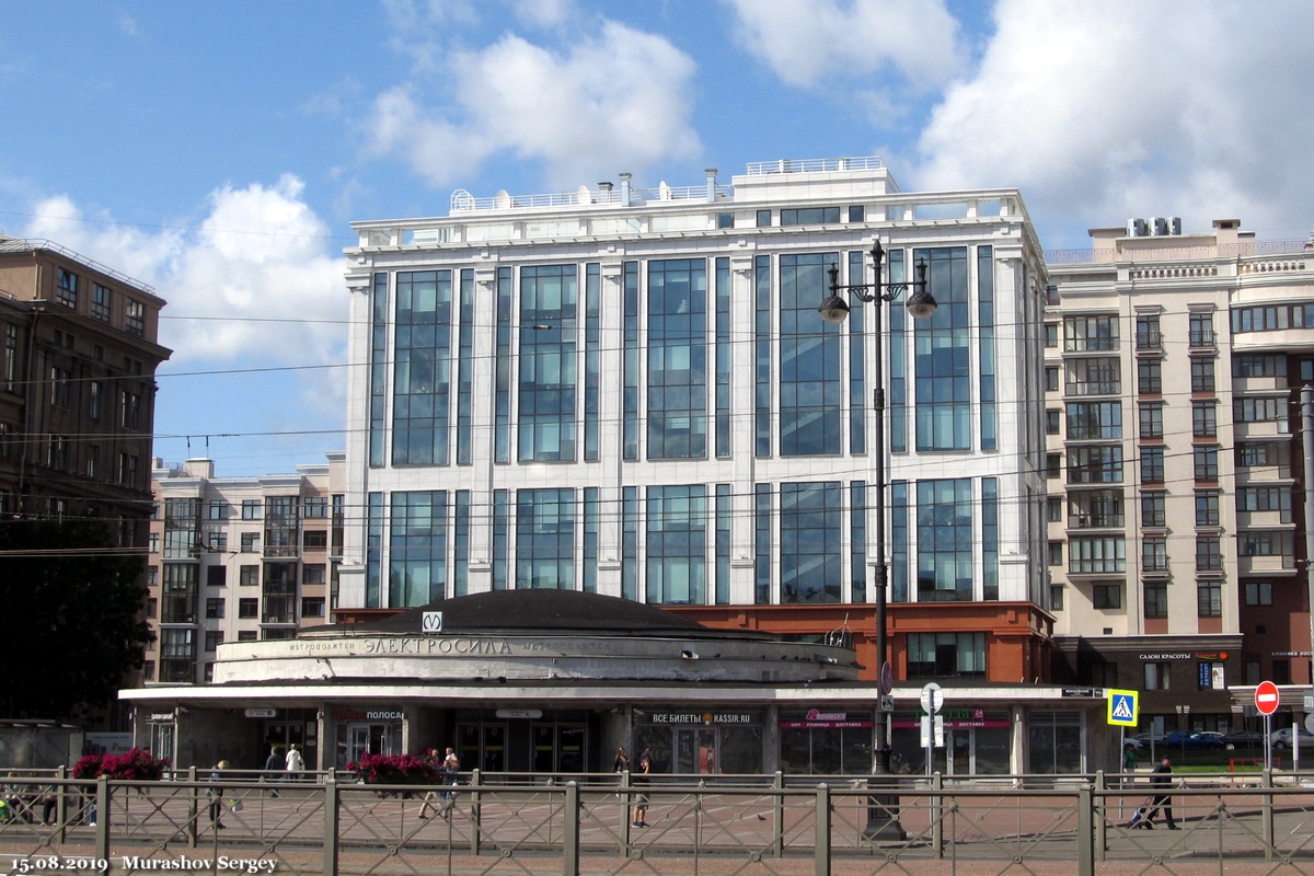 Санкт-Пецярбург, Московский проспект, 141А; Московский проспект, 139 корп. 1 стр. 1