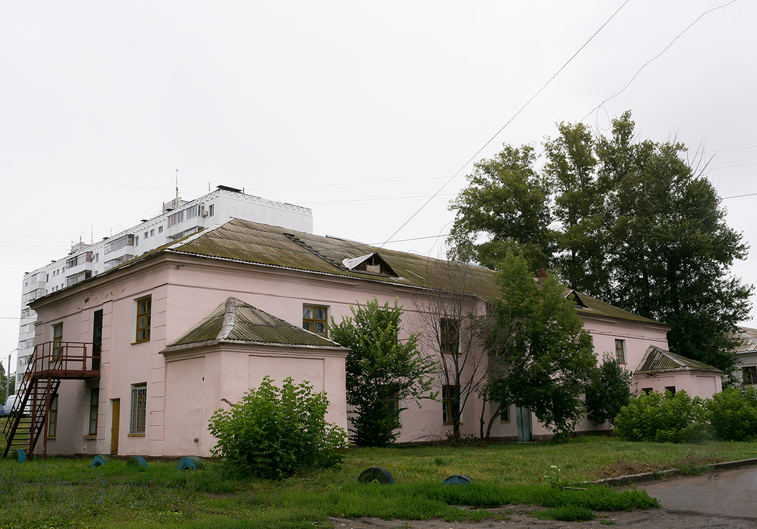Уфа, Нежинская улица, 42