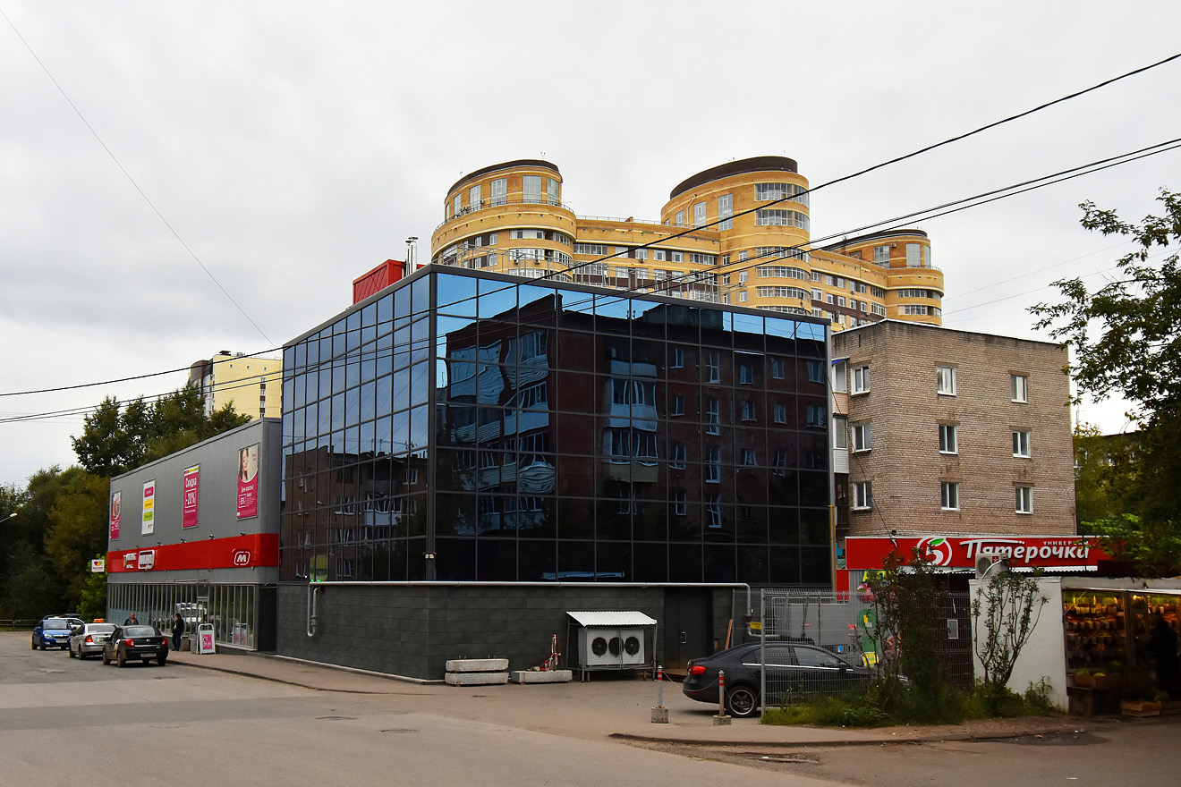 Perm, Улица Академика Вавилова, 4А; Рабочая улица, 7; Улица Академика Вавилова, 4