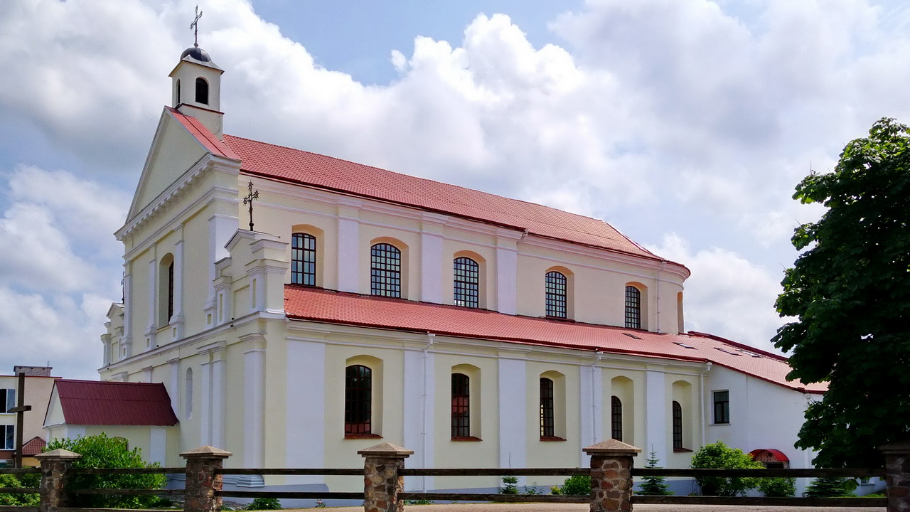 Новогрудок, Улица Мицкевича, 1