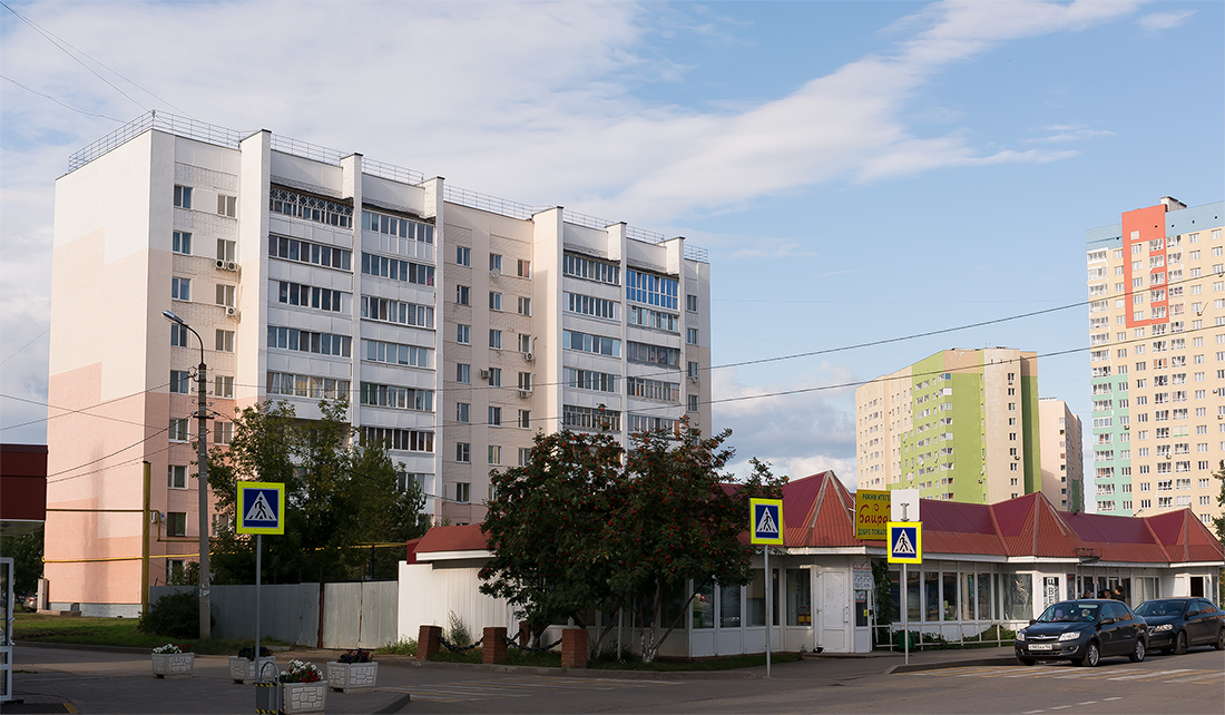Ufa, Улица Лётчиков, 8; Улица Лётчиков, 6А