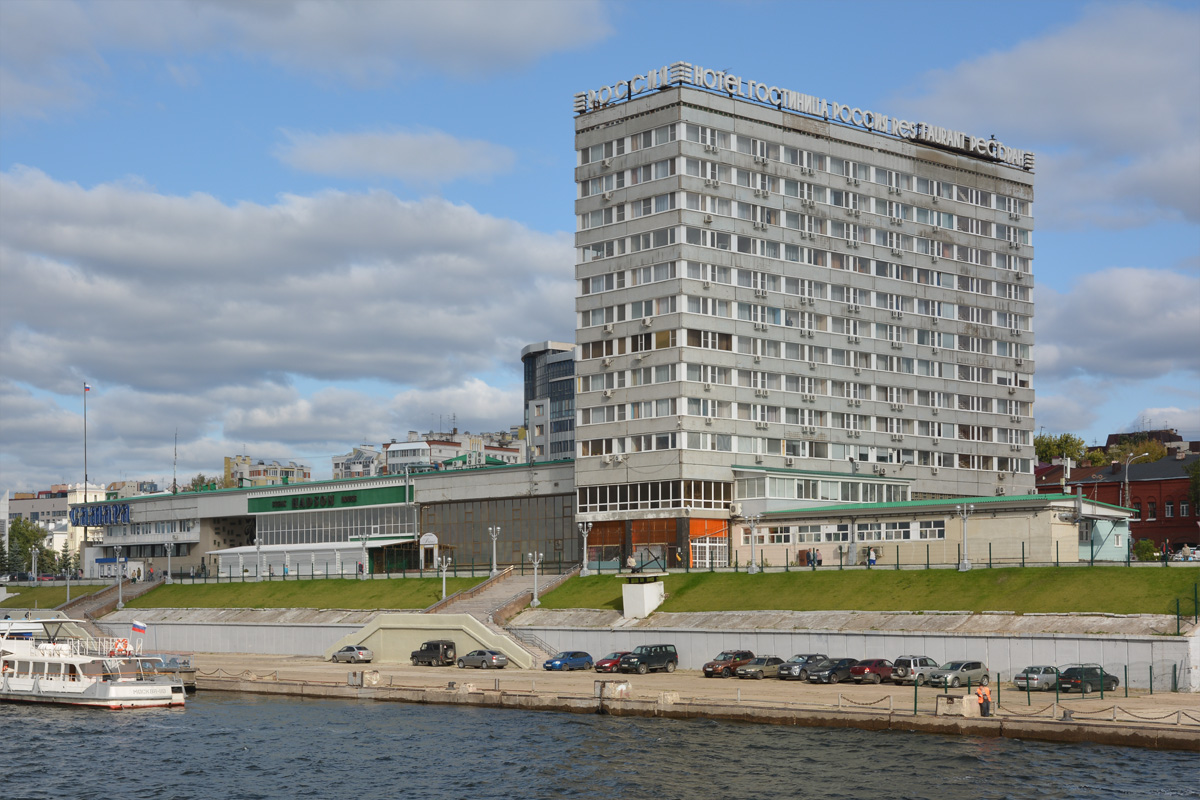 Самара, Улица Максима Горького, 82 (речной вокзал); Улица Максима Горького, 82 (гостиница)
