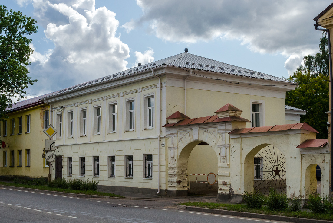 Тихвин, Советская улица, 75
