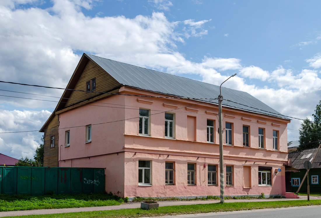 Тихвин, Советская улица, 52