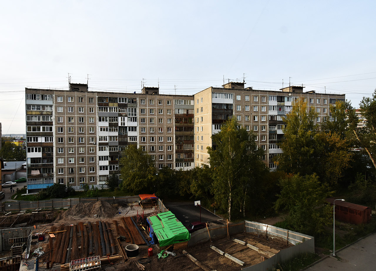 Perm, Парковый проспект, 50; Парковый проспект, 52