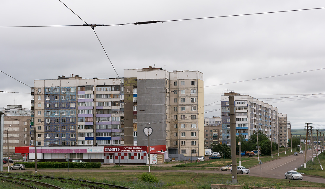 Salavat, Уфимская улица, 126 / Ленинградская улица, 1; Ленинградская улица, 7
