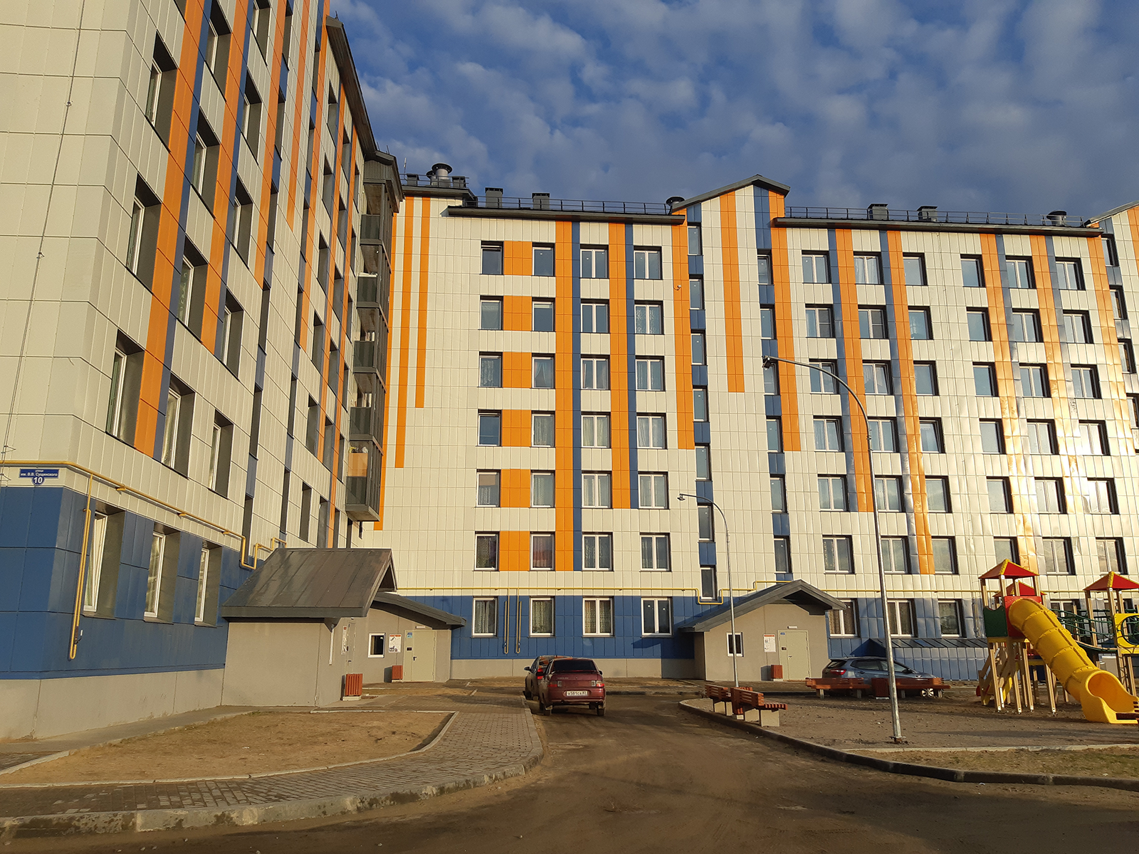 Naryan-Mar, Улица Сущинского, 10