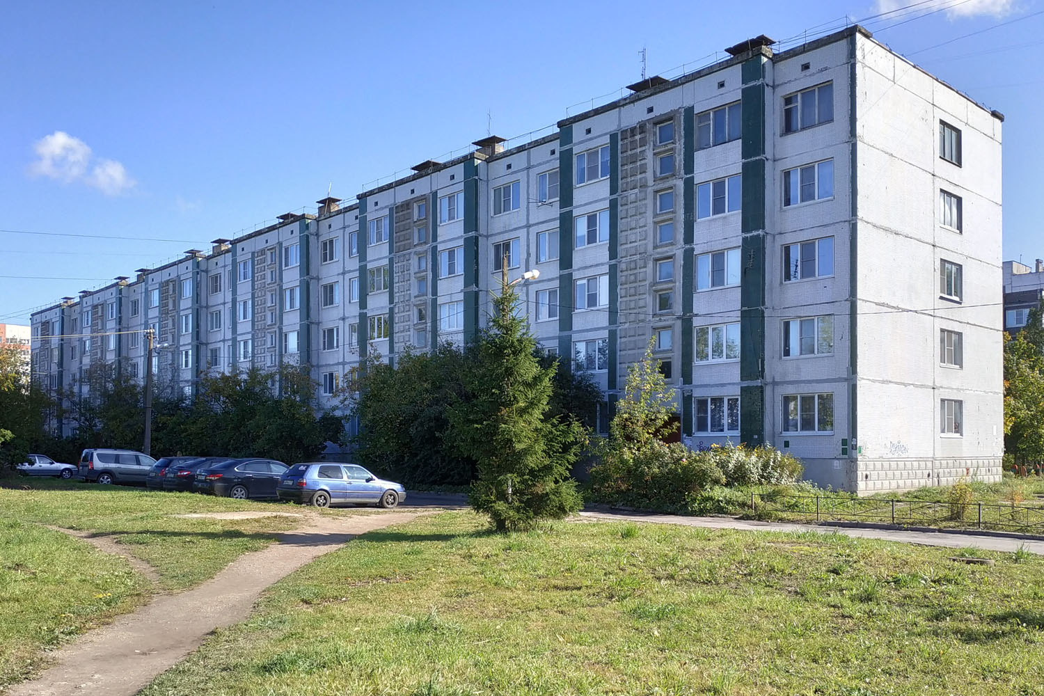 Коммунар, улица Бумажников, 3