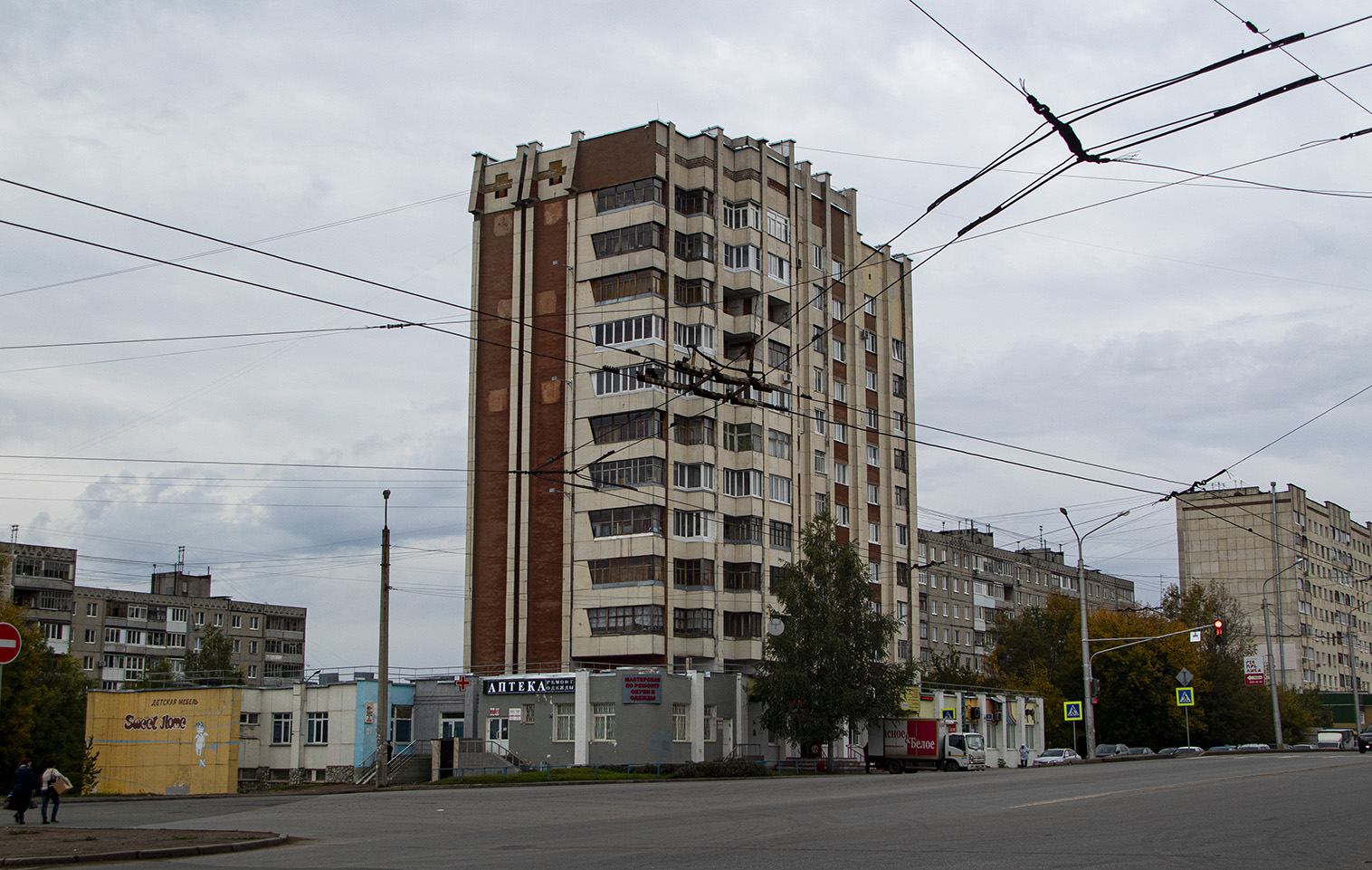 Уфа, Российская улица, 37