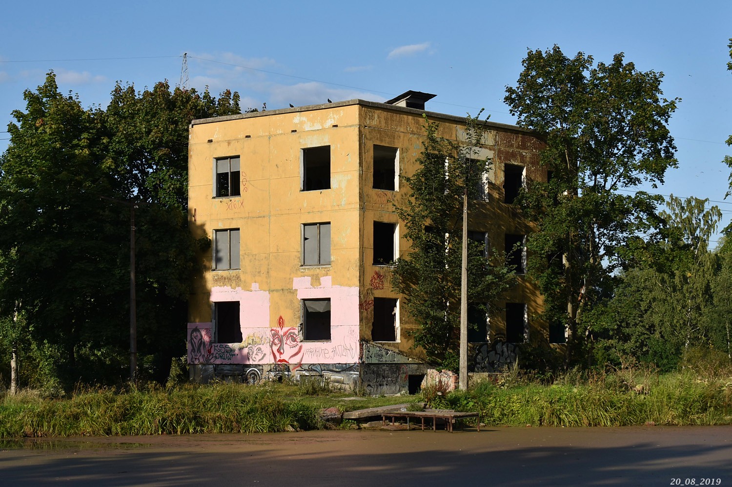 Санкт-Петербург, Петергофское шоссе, 72