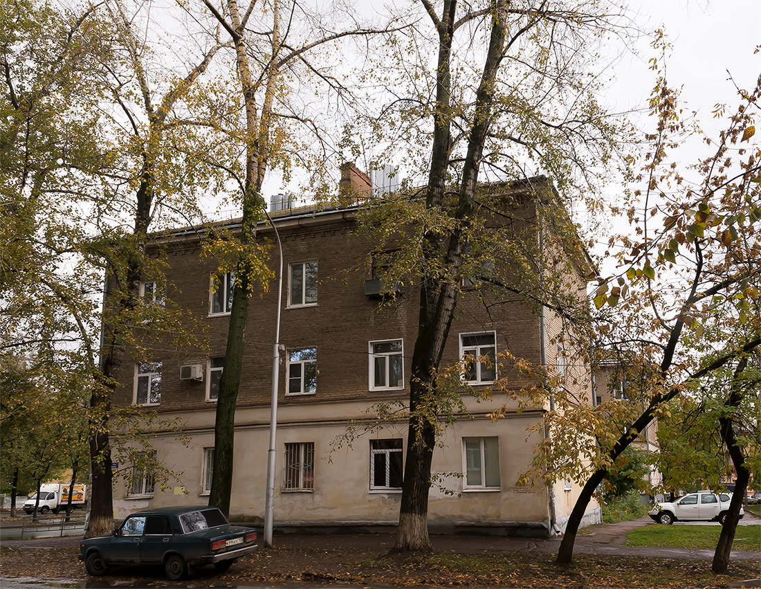 Уфа, Кольцевая улица, 92 / Улица Короленко, 10
