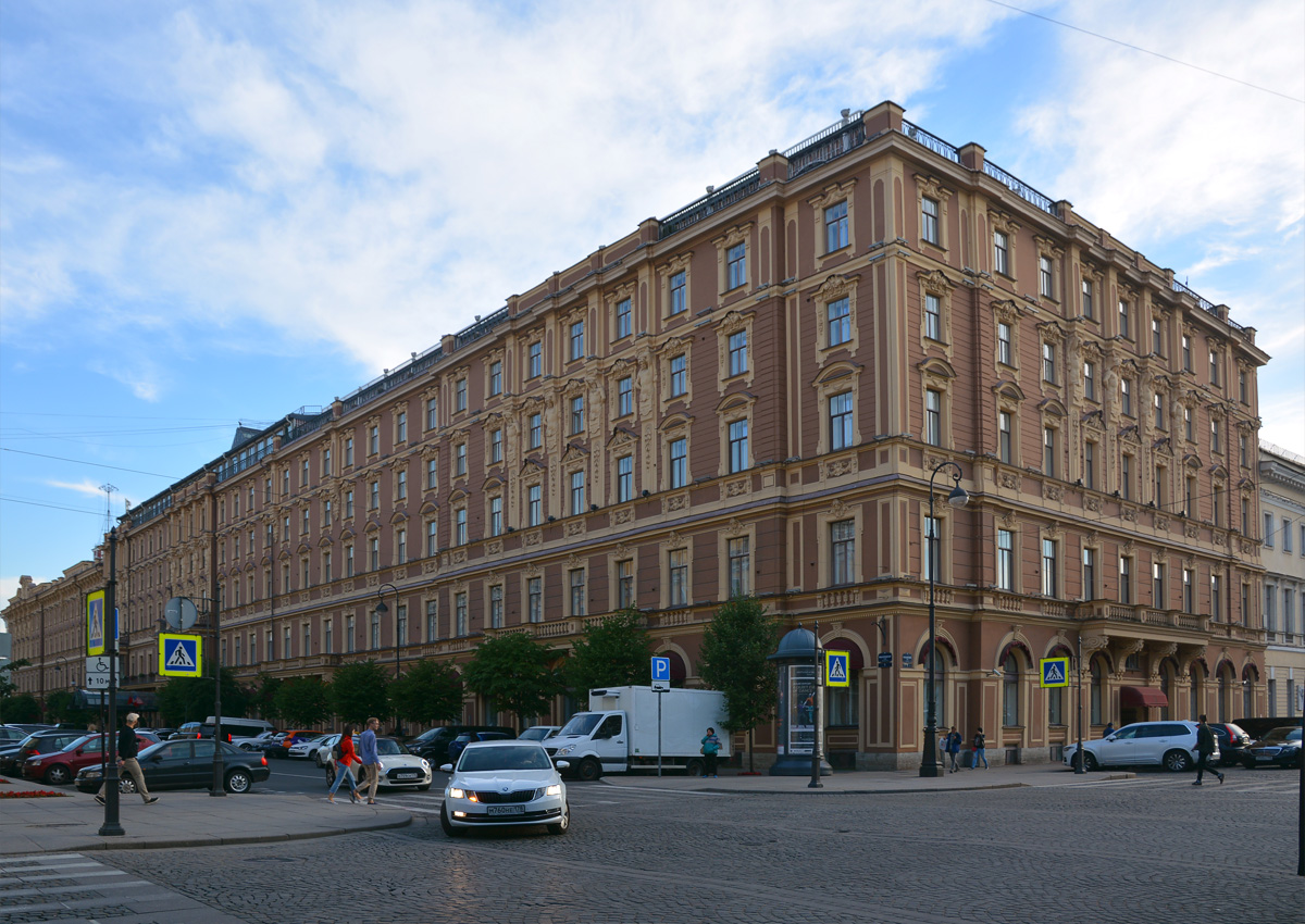 Saint Petersburg, Михайловская улица, 1