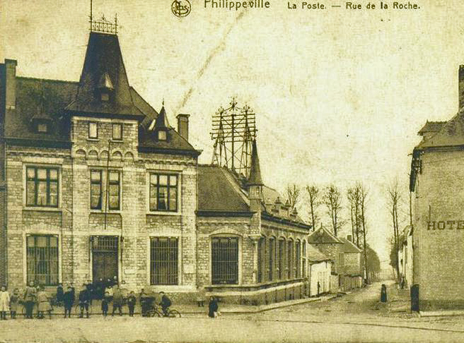 Филиппвиль, Place d'Armes, 16 / Rue de la Roche