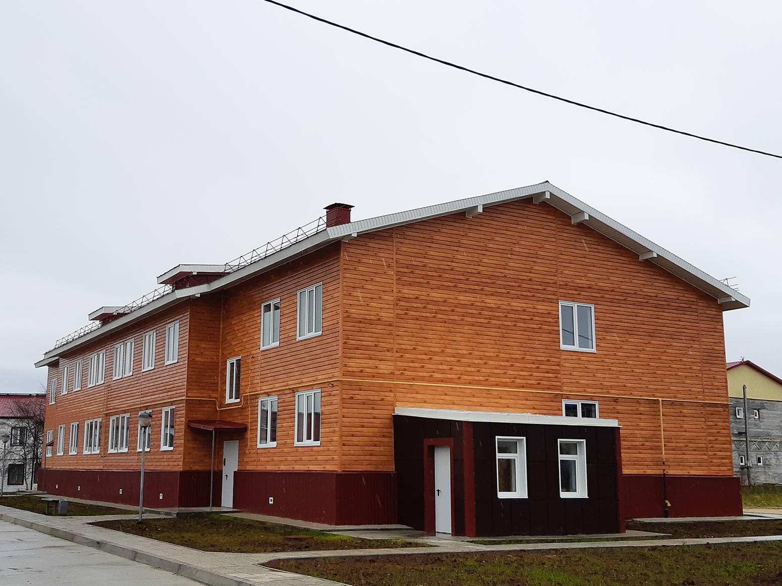 Искателей, Озёрная улица, 3