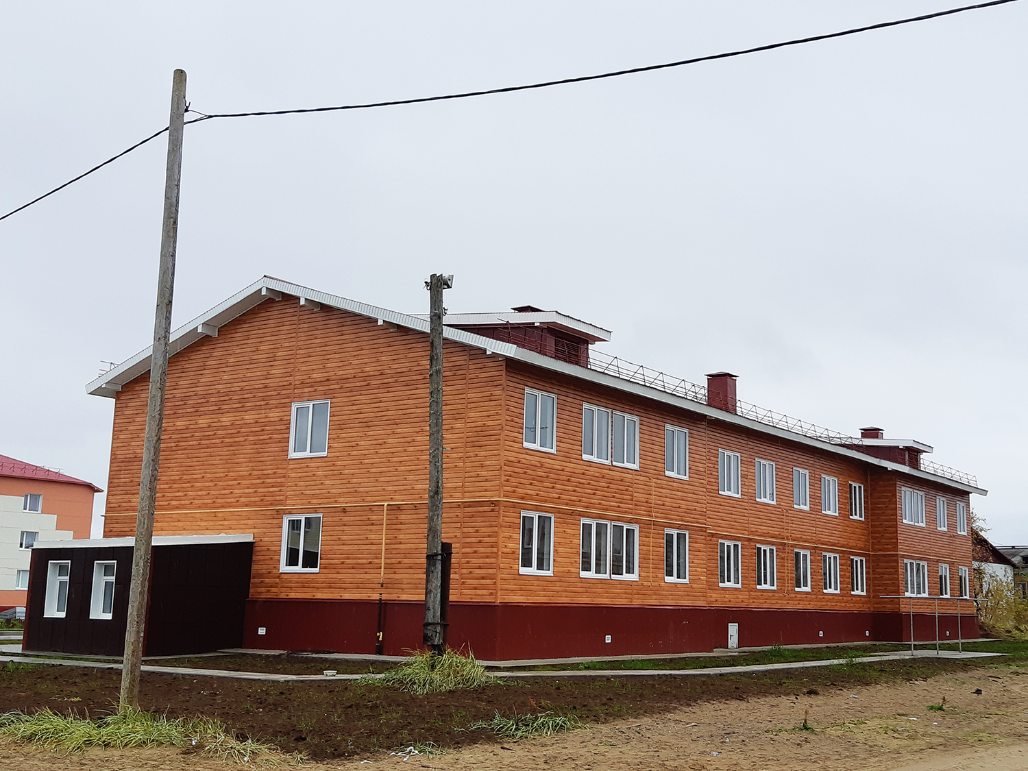 Искателей, Озёрная улица, 3