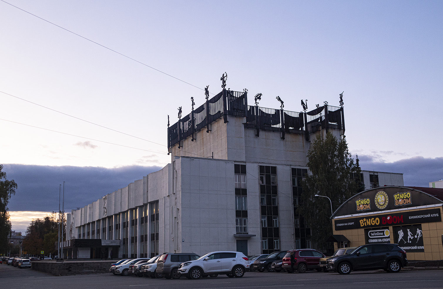 Уфа, Первомайская улица, 47 / Улица Александра Невского, 15