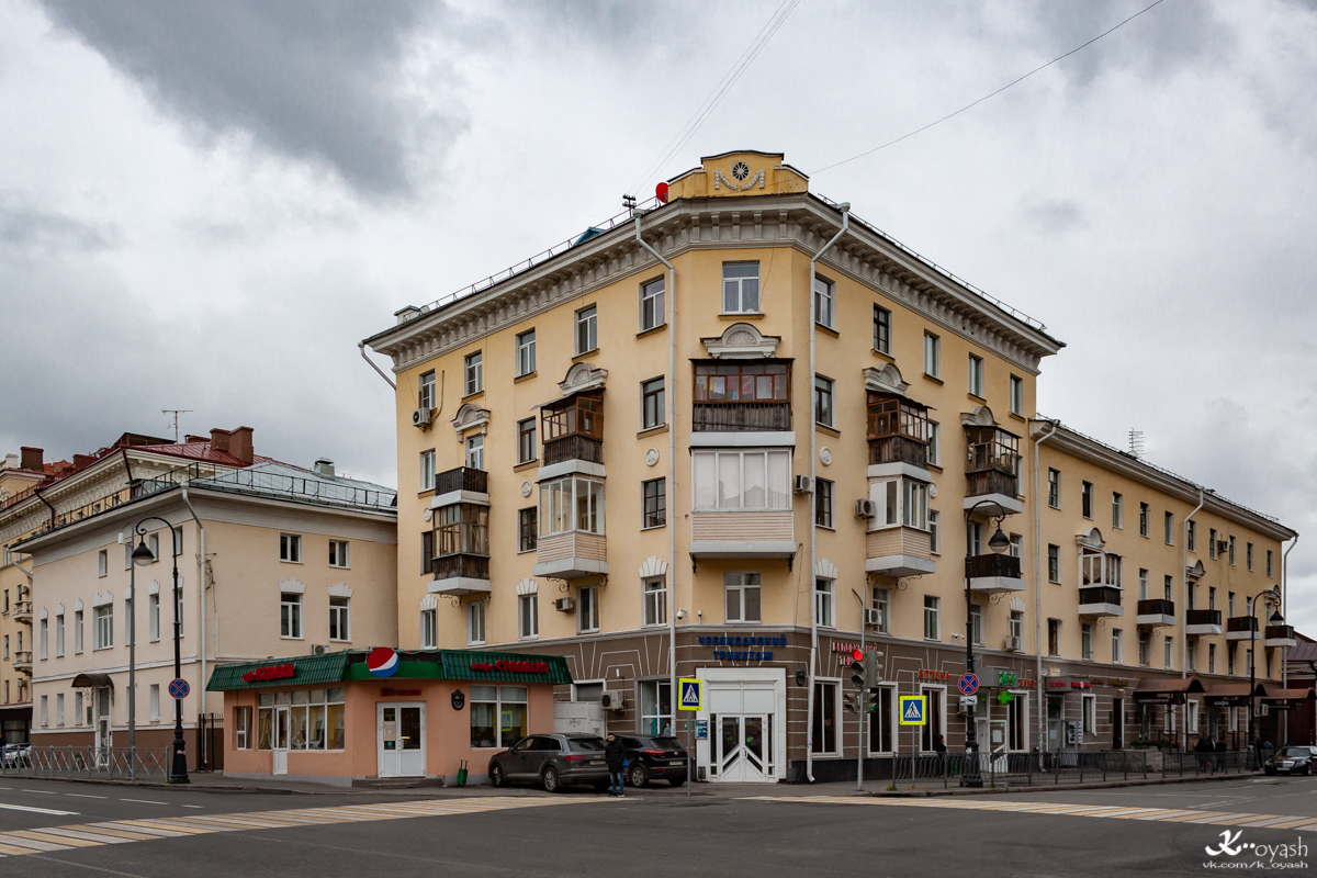 Казань, Улица Островского, 34 / Университетская улица, 4; Университетская улица, 4 / Улица Островского, 34 лит 9-10