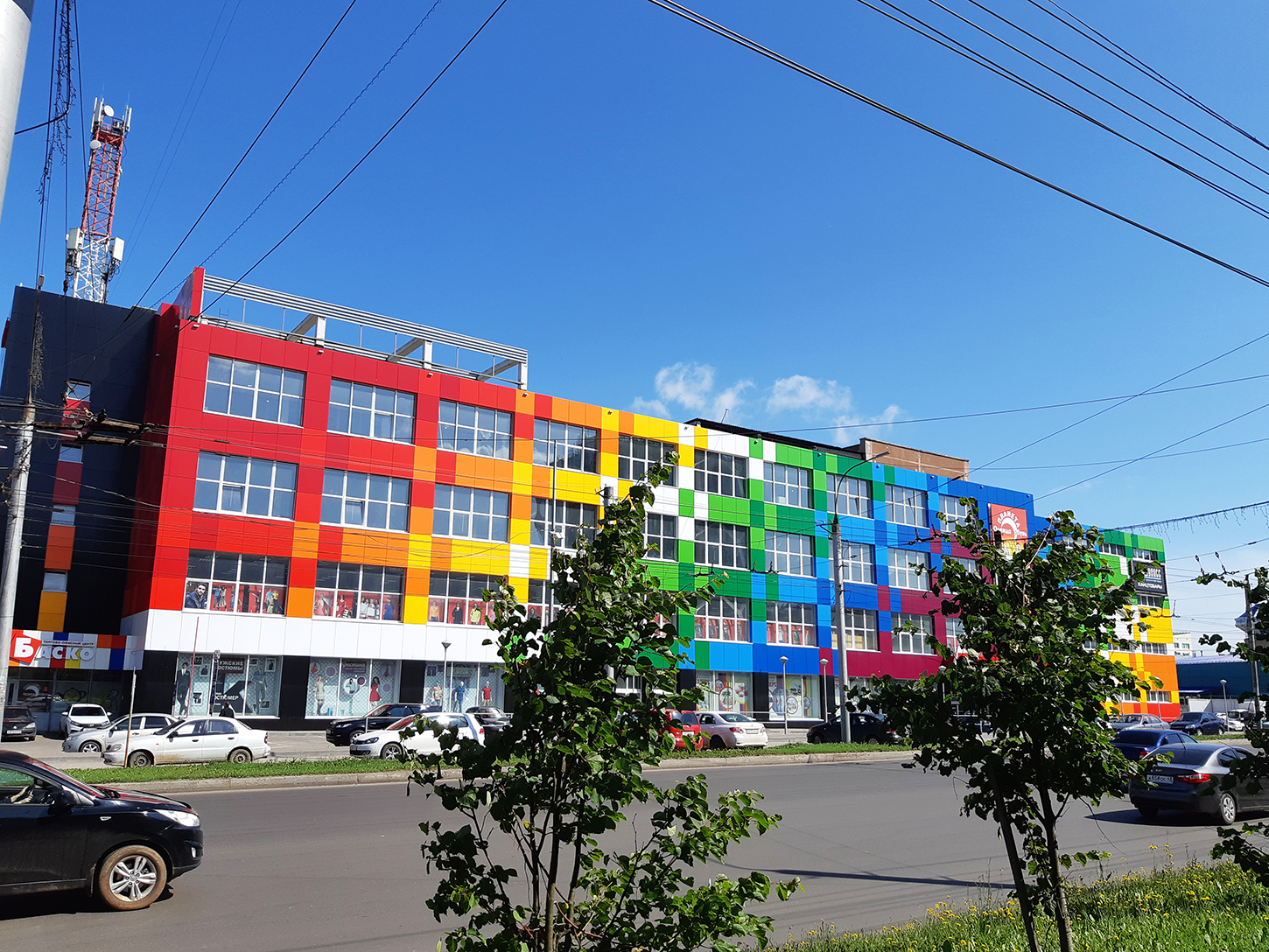 Киров, Улица Воровского, 107