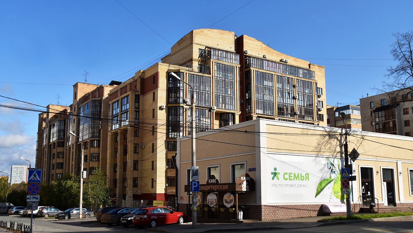 Пермь, Пермская улица, 10; Улица Николая Островского, 22