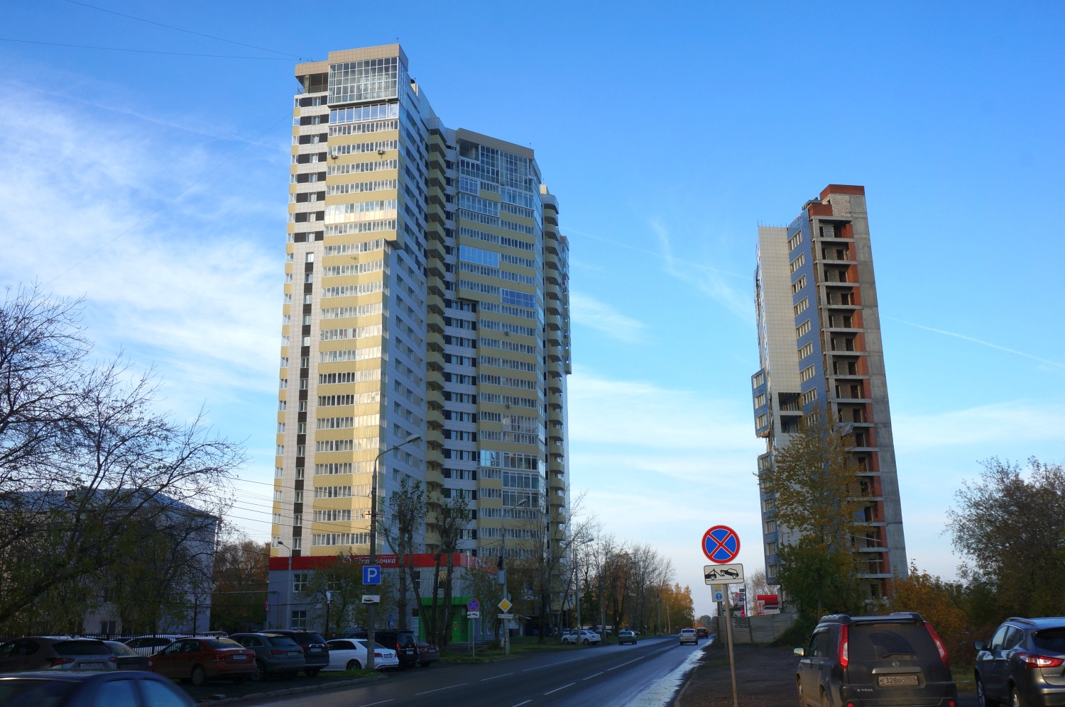 Пермь, Улица Окулова, 79; Улица Окулова, 61-62