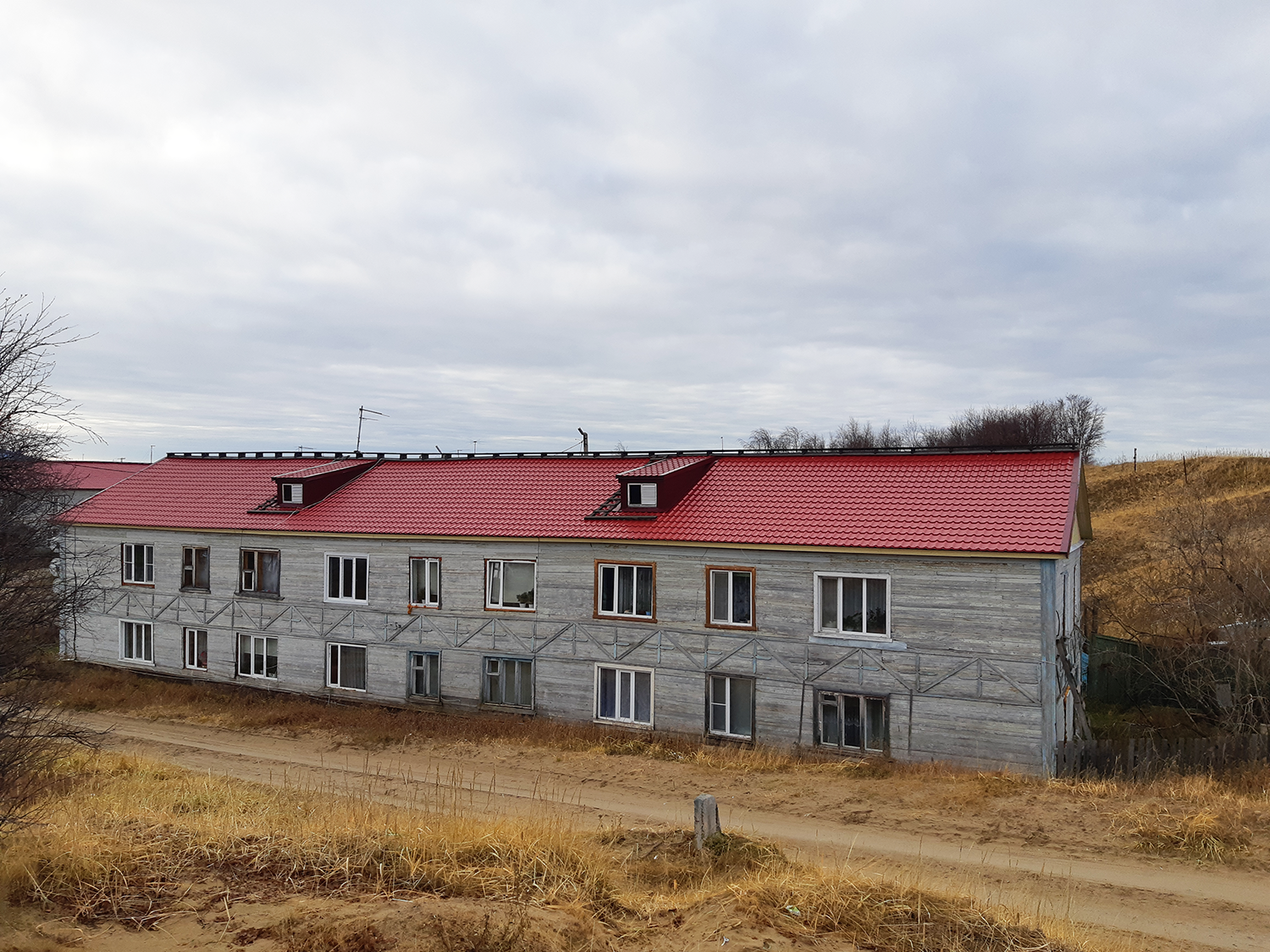 Искателей, Озёрная улица, 1Б