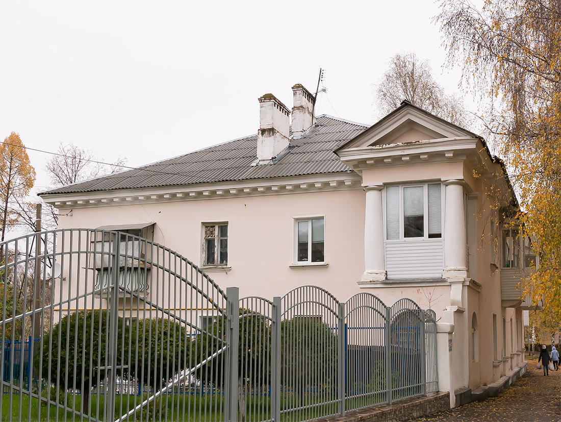 Октябрьский, Улица Свердлова, 60